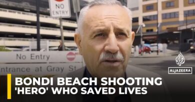 ‘Bondi hero’ praised for disarming gunman during Sydney mass shooting