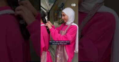 Gaza girls club: Healing with art | DW News