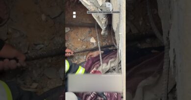 Gaza rescuers pull bodies from another collapsed house amid severe storm | AJ #shorts