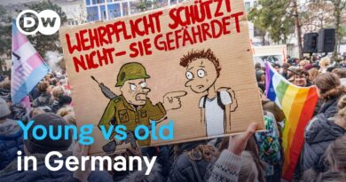 German students strike and protest over new military service law | DW News