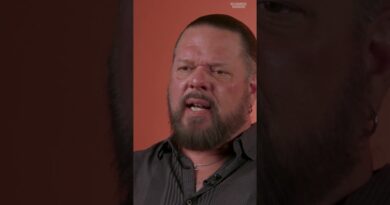 How do #FBI agents deal with friendships they will eventually betray? #undercover