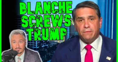 ‘IMPEACH!’: The FBI Is COLLAPSING Over The Epstein Files | The Kyle Kulinski Show