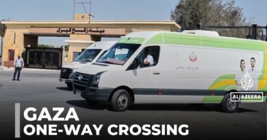 Israel accused of ‘manoeuvring’ as it says Gaza crossing open one way only
