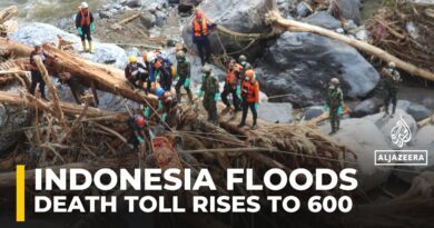 More than 600 killed, hundreds still missing after heavy floods, landslides across Indonesia