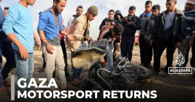 Motorsport returns to Gaza: Bikers hit the sand dunes after two years of war