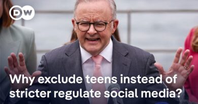 Pros and Cons of Australia’s social media ban for under-16s | DW News