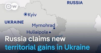 Russia claims capture of two Ukrainian towns | DW News