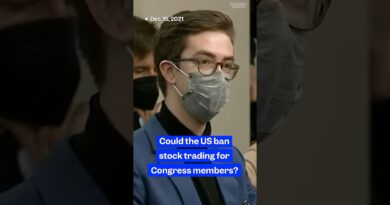 Should #Congress members and their spouses be allowed to trade #stocks?