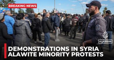 Syrian Alawite minority protests turn violent after Homs mosque explosion