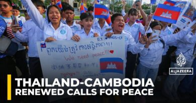 Thai, Cambodian FMs meet in Kuala Lumpur for first talks since border fighting resumed