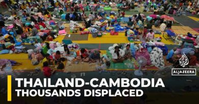 Thailand, Cambodia vow to fight on as border clashes force thousands to flee