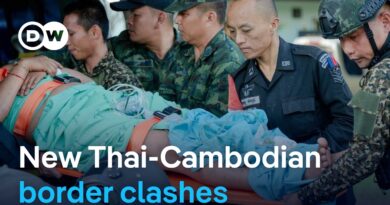 Thailand’s army launches airstrikes in new border clashes with Cambodia | DW News
