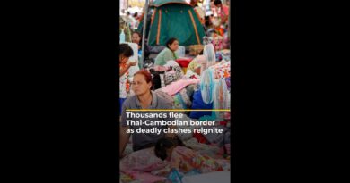Thousands flee Thai-Cambodian border as deadly clashes reignite | #ajshorts