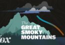 What makes the Great Smoky Mountains smoky?