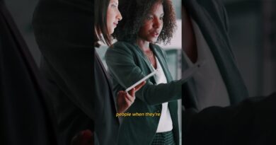 Why U.S. workers are clinging to their jobs