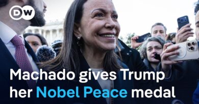 Diplomatic signal or political calculation? Venezuelans weigh Machado’s Trump gesture | DW News