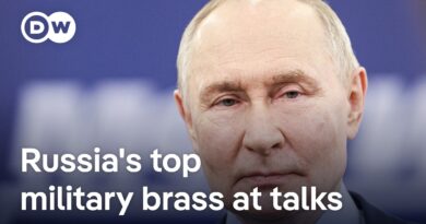Does Russia’s military delegation at UAE talks have Putin’s ear? | DW News
