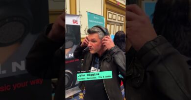 The Neo Hybrid headphones change from headphones to a speaker with just a simple twist. #CES2026