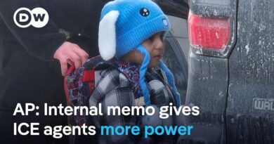 What happens in ICE detention centers? | DW News