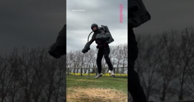 Jetpack Joyride turns reality!🚀 Would you try one?