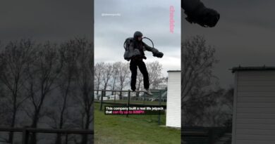 Jetpack Joyride turns reality!🚀 Would you try one?