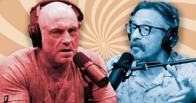 Joe Rogan In FULL PANIC Over Marc Maron