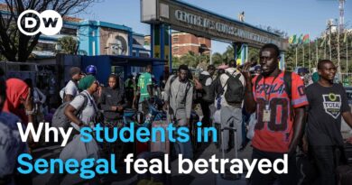 Senegal in turmoil after student protest over financial aid | DW News