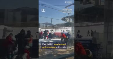 Ski lift malfunctions in popular Chinese winter resort