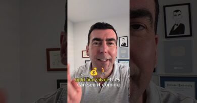 The Dollar is About to CRASH!