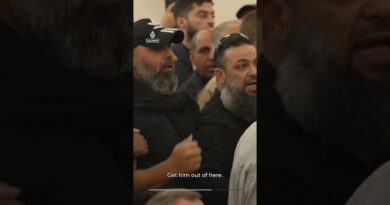 Australia’s Albanese heckled at Sydney Mosque | AJ #shorts