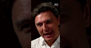 Brain fog and disassociation from being chronically online | 60 Minutes Australia