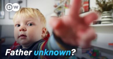 Father unknown? Life as a sperm donor’s child | DW Documentary