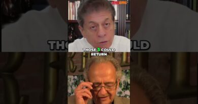 Government silencing the media? 📰 #geraldcelente #trendsjournal