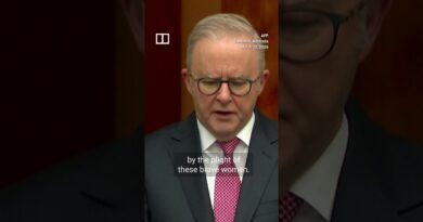 Iranian footballers granted asylum by Australia