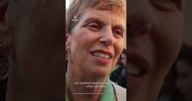 Israeli and Palestinian mothers call for peace on barefoot walk | AJ #shorts