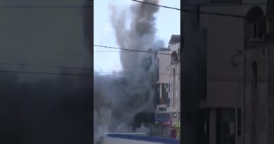 Israeli strike hits building in Beirut’s southern suburbs | AJ #shorts