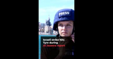 Israeli strike hits Tyre during Al Jazeera report | AJ#shorts