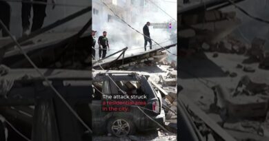 Israeli strike lands near Roman ruins in Lebanon | AJ #shorts