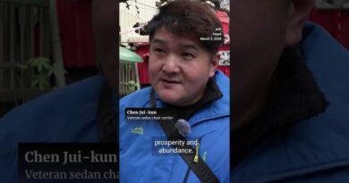 Taiwan celebrates Lantern Festival with a bang