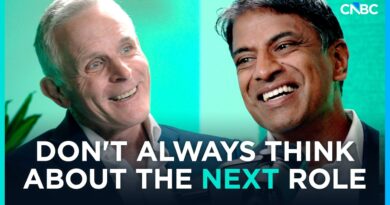 The Case for Fully Committing to Your Role Now — with Novartis CEO Vas Narasimhan