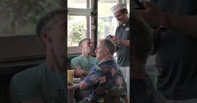 This iconic #NewOrleans restaurant is known for its po’boys. #shrimp #seafood #NOLA