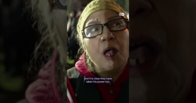 Thousands rally in Istanbul to mark one year since mayor Imamoglu’s arrest | DW News