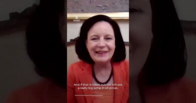 US bombs Iran’s oil hub Kharg Island | AJ #shorts