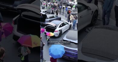 VW just lost half its profit… What happened? | DW News