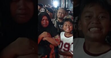 At least 5 killed in train crash near Jakarta