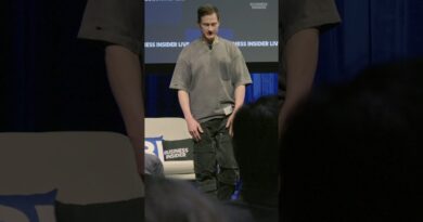 Bryan Johnson shares a one-leg balance test to measure biological age. #BILive #TheLongPlay