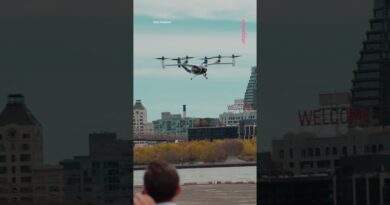 First ever electric air taxi in NYC took off from JFK to Manhattan in 7 minutes🚁