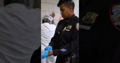 Knives chained to equipment: this is what #security looks like in the kitchen at #RikersIsland