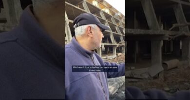 Moment Israeli strike hits Beirut building | DW News