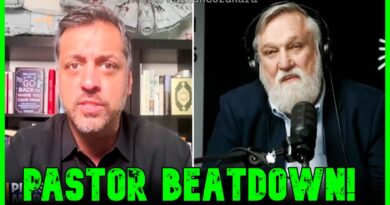‘OPEN THE BIBLE!’: MAGA Pastor BEAT TO A PULP As Career GOES UP IN SMOKE LIVE | Kyle Kulinski Show